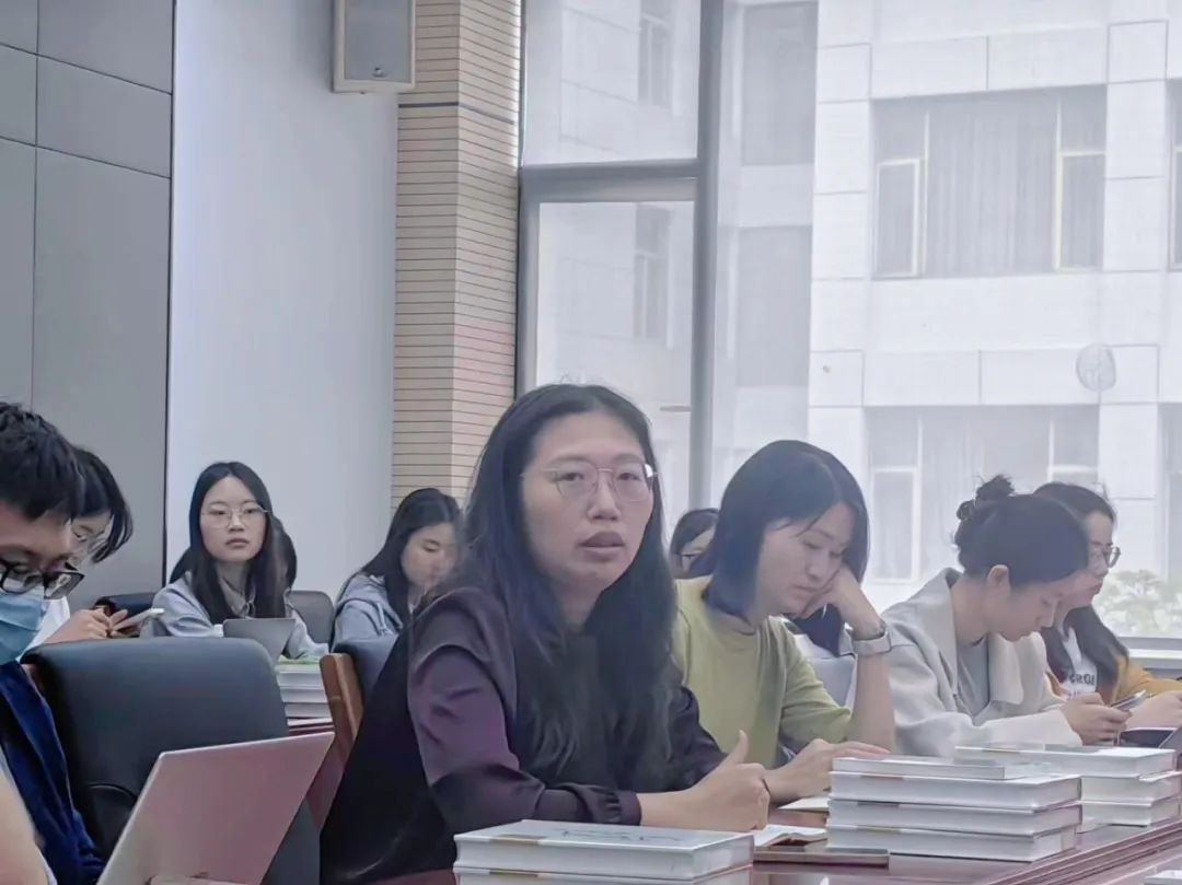图：马克思主义学院副院长蒲妍发言.jpg